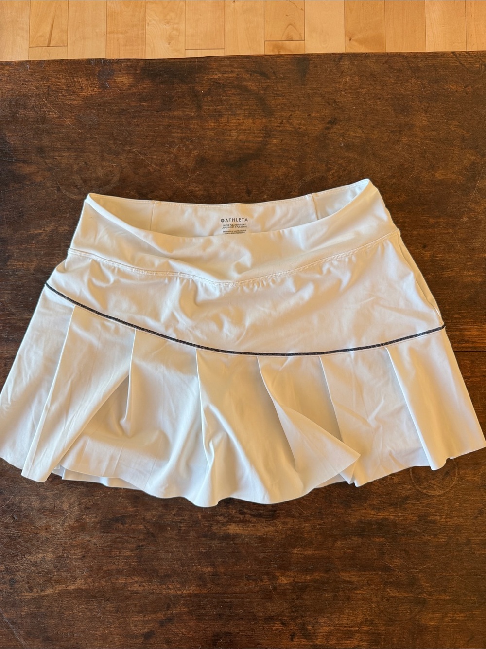 Athleta White Tennis Skirt - Pleated with Contrast Piping